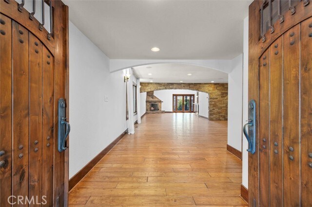 Building Photo - 3208 Walnut Ave