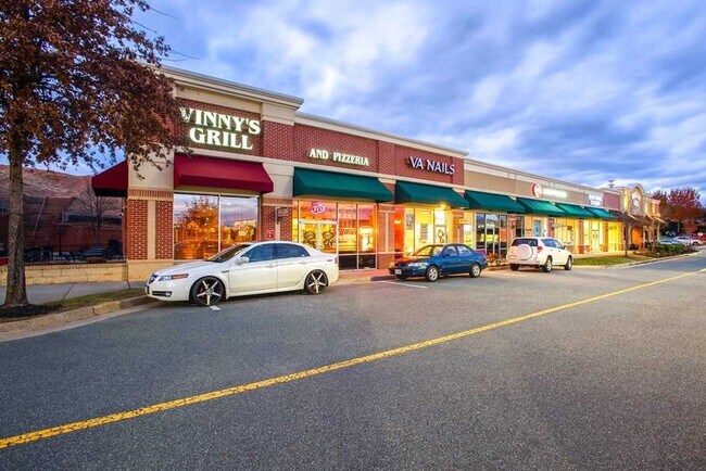 Building Photo - 2087 Elm Tree Ct