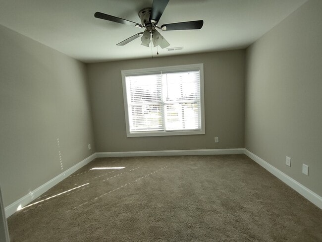 Building Photo - 2015 Brantley Creek Dr