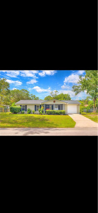 Building Photo - 569 Sidney Dr