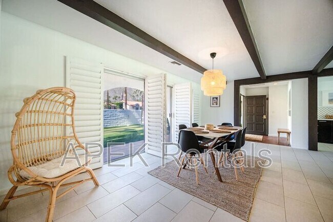 Building Photo - 1970 S Joshua Tree Pl