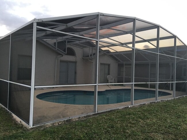 Building Photo - Raintree Park-3153 Fairfield Dr Kissimmee,...