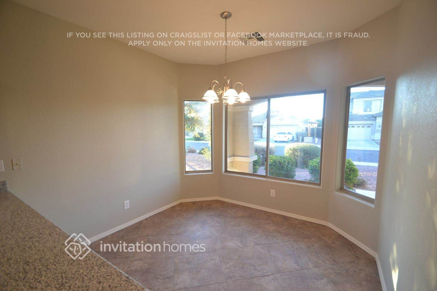 Building Photo - 12838 W Apodaca Dr