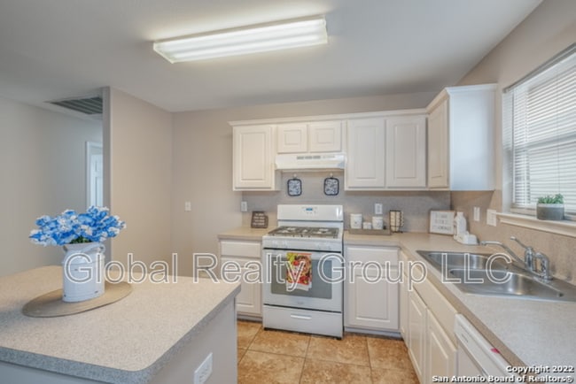 Building Photo - 11014 Bluff Canyon