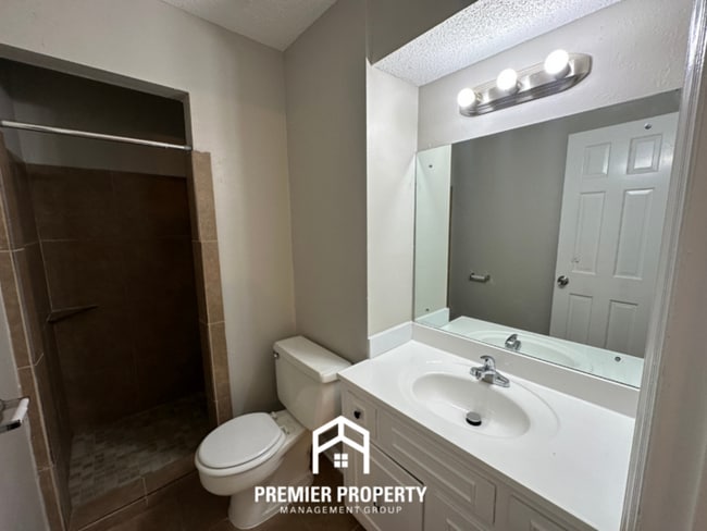 Building Photo - 5599 Sweet Gum Dr