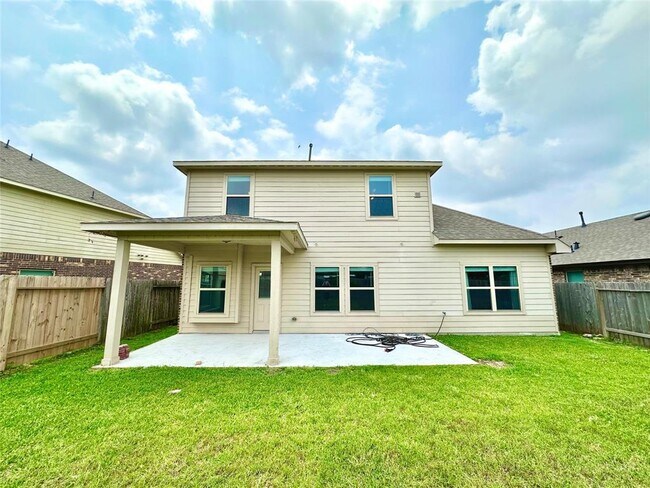Building Photo - 23206 N Briarlilly Park Cir