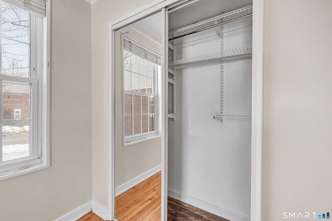 Building Photo - 33 Nob Hill Cir