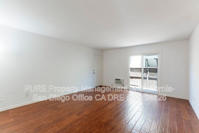 Building Photo - 6666 Beadnell Way