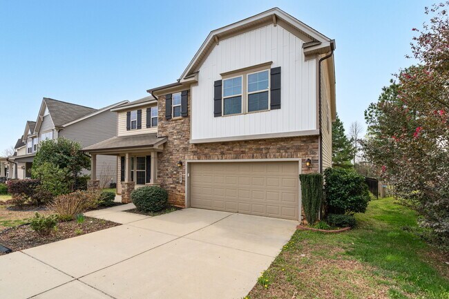 Building Photo - 602 Applecross Dr