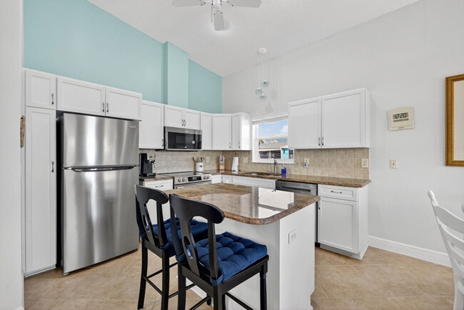 Building Photo - 1282 Nettles Blvd