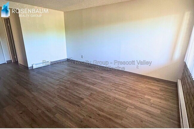 Building Photo - 8469 E Yavapai Rd