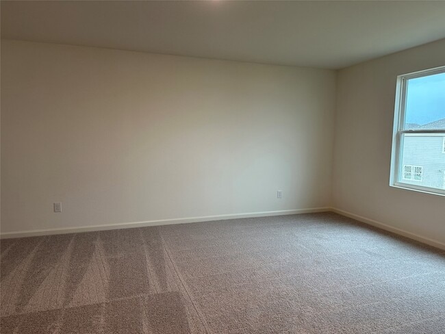 Building Photo - 129 Three Chimneys Ln