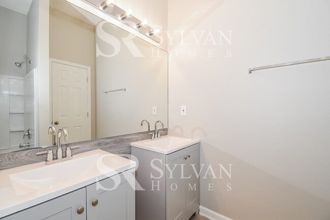 Building Photo - Coming HOME never felt so good!