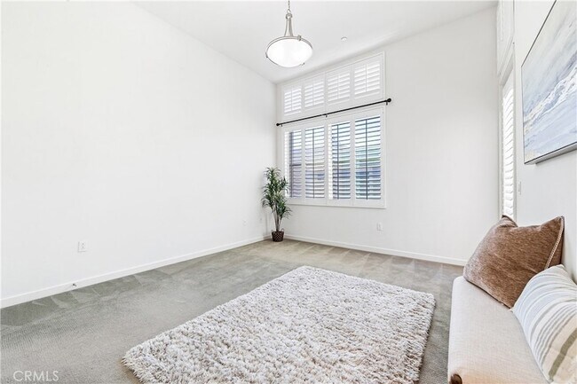 Building Photo - 630 Colorado Cir