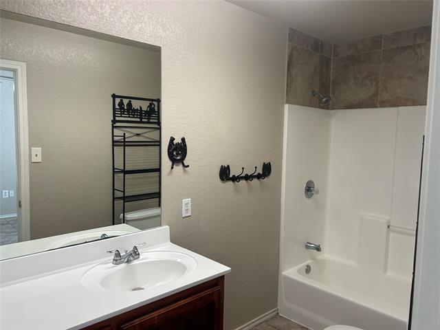 Building Photo - 604 Shady Grove Dr