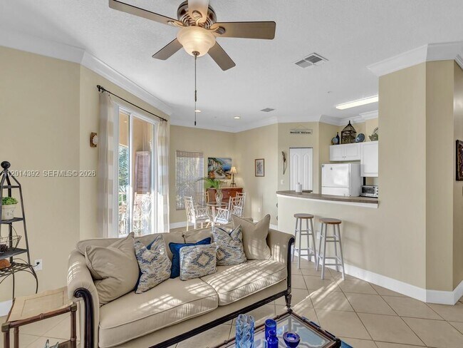 Building Photo - 5035 Fairways Cir