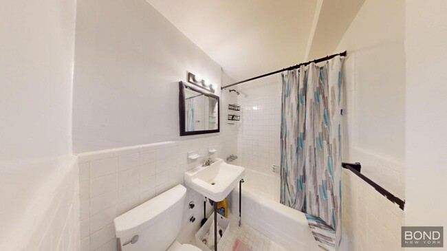 Building Photo - 0 bedroom in NEW YORK NY 10022