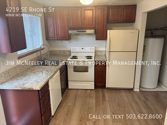 Building Photo - 4219 SE Rhone St