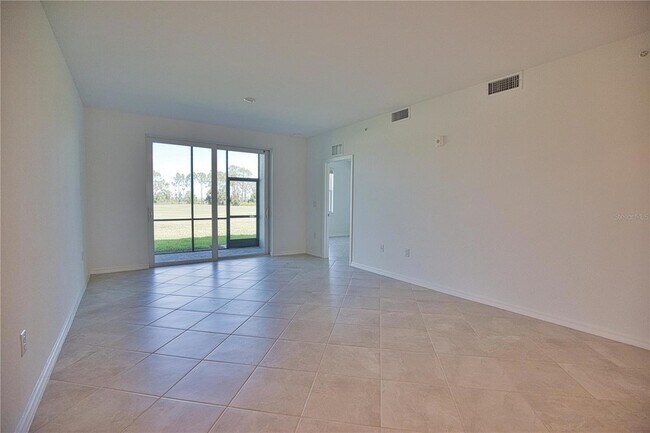 Building Photo - 12280 Wellen Golf St