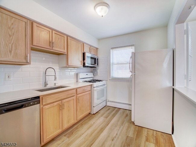 Building Photo - 2467 NJ-10