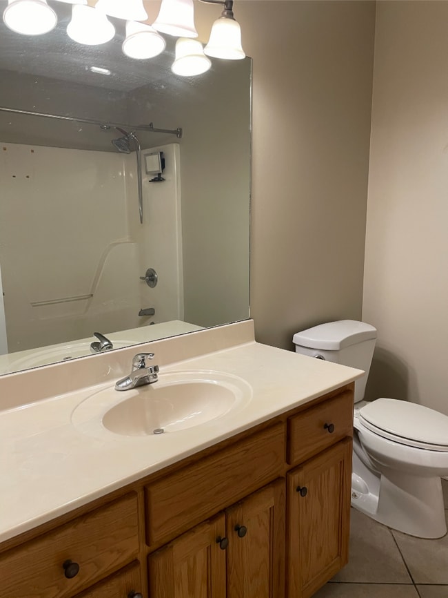 Building Photo - 1008 Corlew Ln