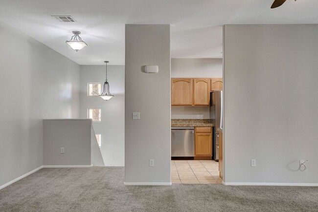 Building Photo - Modern 3 Bedroom Condo within a Gated Comm...