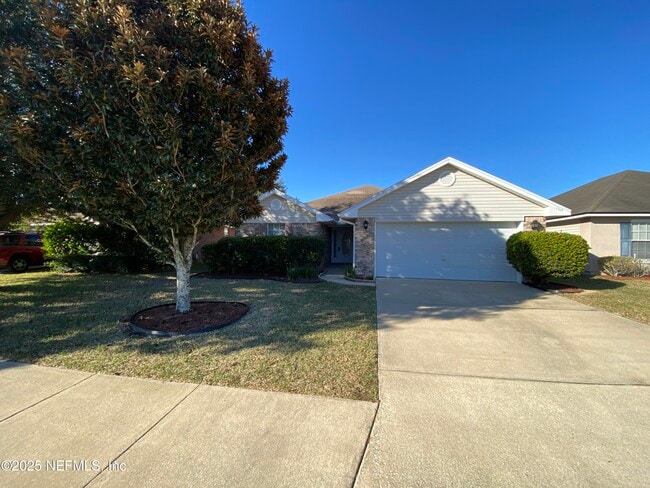Primary Photo - 2615 Creek Ridge Dr