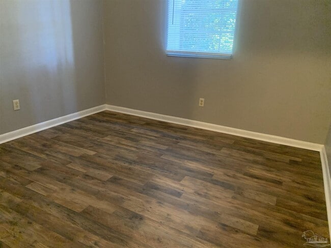 Building Photo - 811 Massachusetts Ave