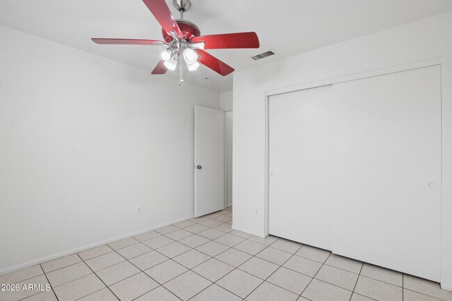 Building Photo - 15661 W Hammond Dr