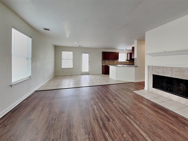 Building Photo - 20719 Dickinson Manor Ln