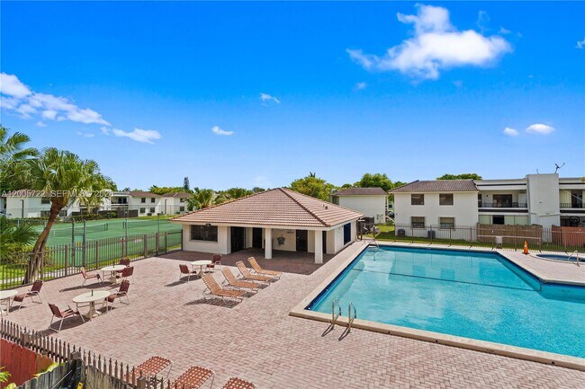 Building Photo - 10877 NW 7th St