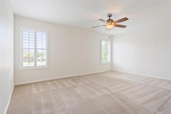 Building Photo - 97 Verde Ranch Loop