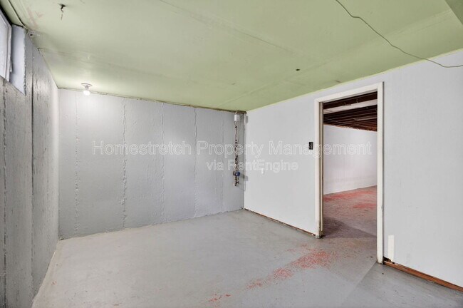 Building Photo - 224 Presley Rd