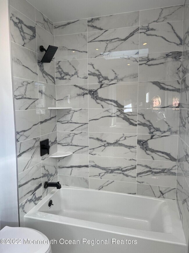 Building Photo - 80 Girard Ave