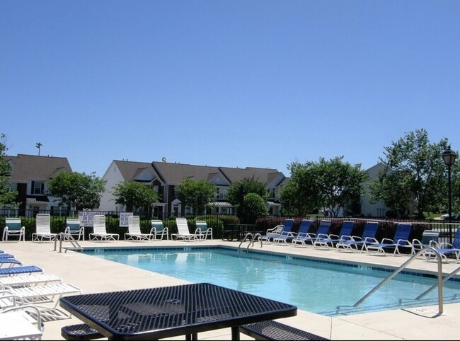 Building Photo - 76 Gr-Pd-51