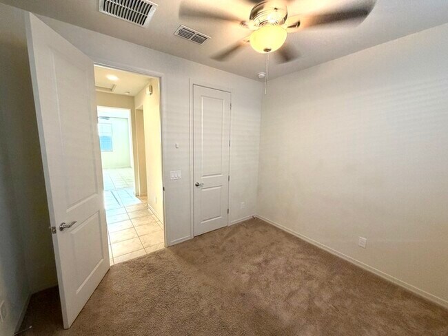 Building Photo - Beautiful 4BR/3BA single-story home in Harvest Queen Creek! Built in 2021 with 2,306 SF, den, che...