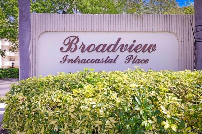 Building Photo - 200 Intracoastal Pl