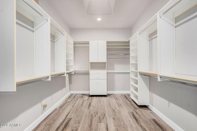 Building Photo - 9310 E Crystal Dr