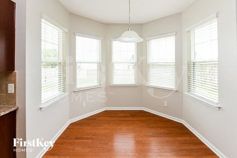 Building Photo - 4637 Triumph Dr SW