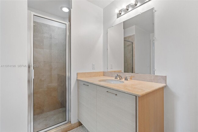 Building Photo - 350 NE 24th St