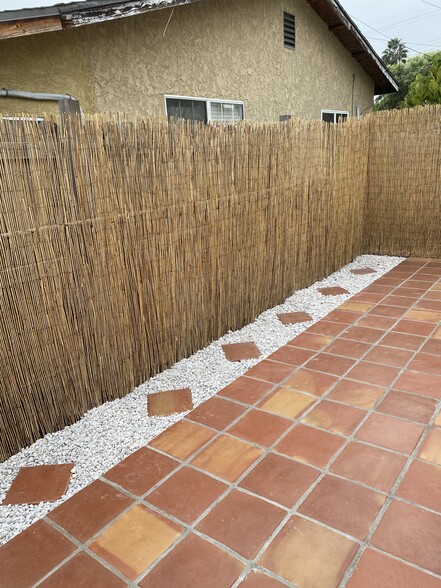 Private patio for relaxing, entertaining great for pets and has grass area as well right outside to - 4506 Ellenwood Dr