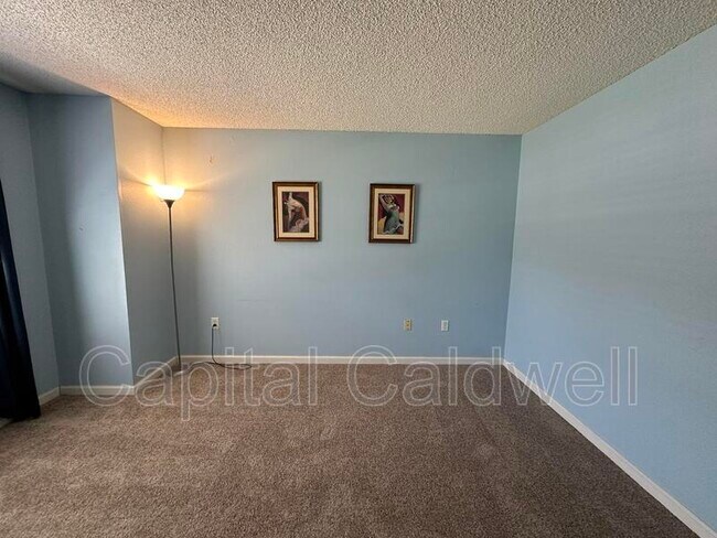 Building Photo - 2500 Winding Creek Blvd