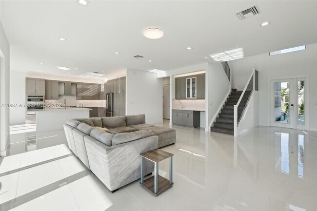 Building Photo - 13076 Feathering Wy