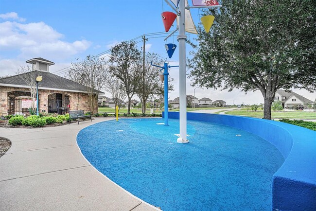 Building Photo - 1753 Silver Bend Dr