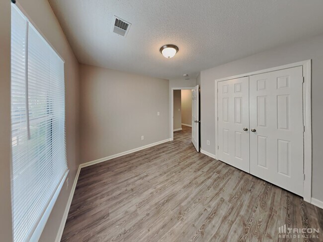 Building Photo - 8 Magnolia Bay Ct