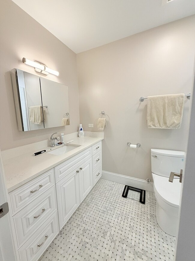 Building Photo - 3646 N Fremont St