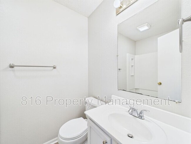Building Photo - 2314 Monroe Ave