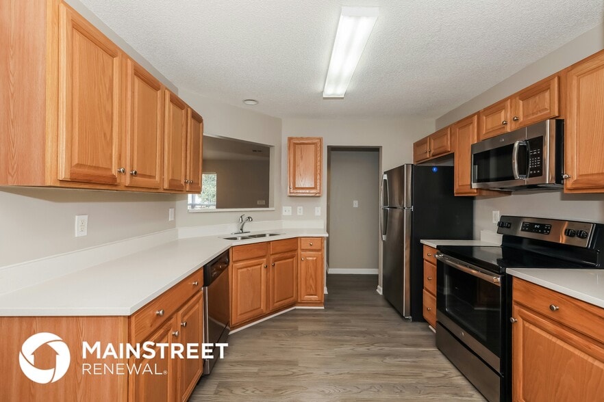 Building Photo - 3212 Leicester Dr