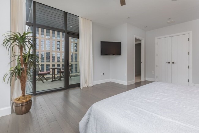 Building Photo - 140 Shawmut Ave