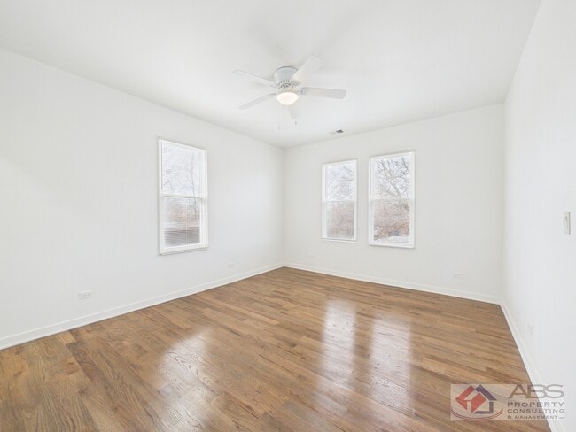 Building Photo - 398 W Lincoln Hwy